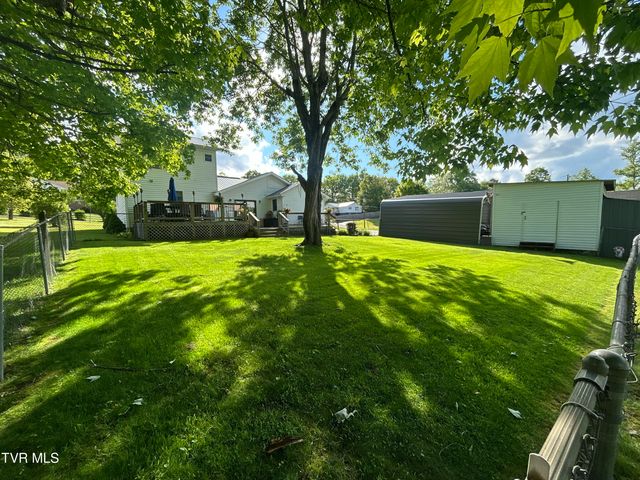 131 Southwest Beverly Avenue, Wise, VA 24293