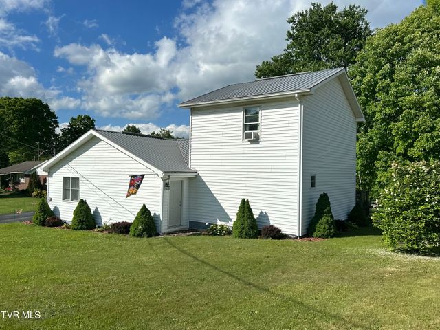 131 Southwest Beverly Avenue, Wise, VA 24293