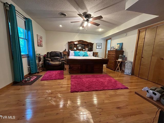 131 Southwest Beverly Avenue, Wise, VA 24293