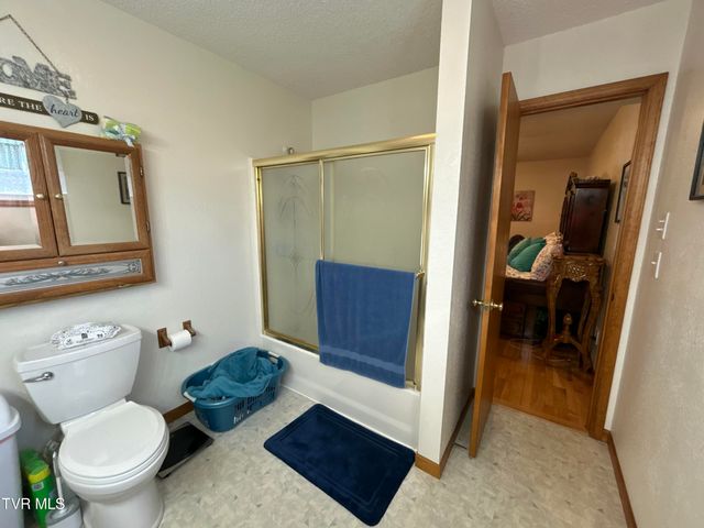 131 Southwest Beverly Avenue, Wise, VA 24293