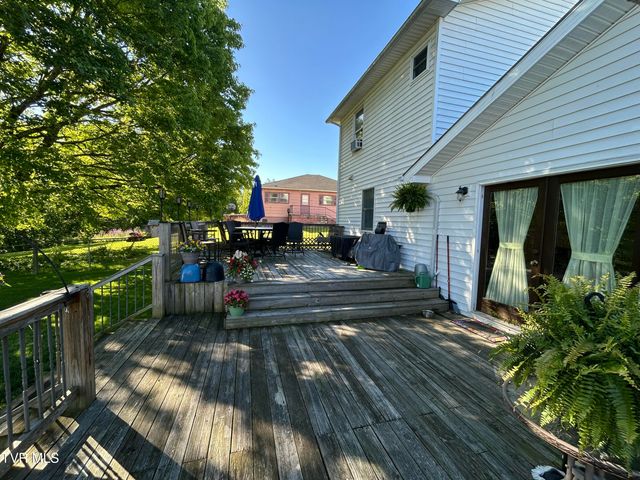 131 Southwest Beverly Avenue, Wise, VA 24293