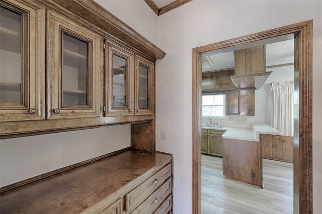 108 Rolling Hills Drive, Conroe, TX 77304