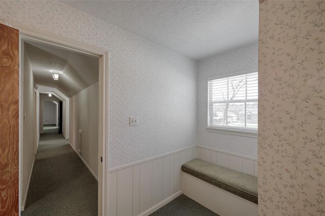 108 Rolling Hills Drive, Conroe, TX 77304