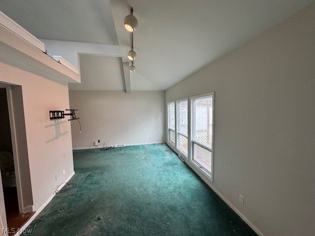 4586 E Berwald Road, South Euclid, OH 44121