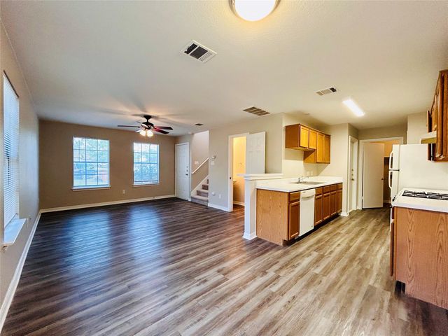 8511 Apple Carrie CV B, Austin, TX 78745