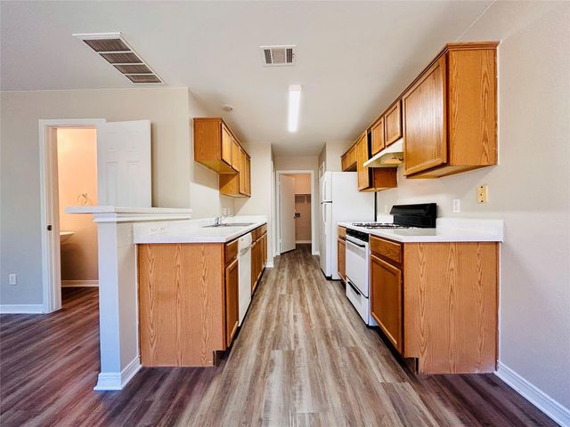 8511 Apple Carrie CV B, Austin, TX 78745