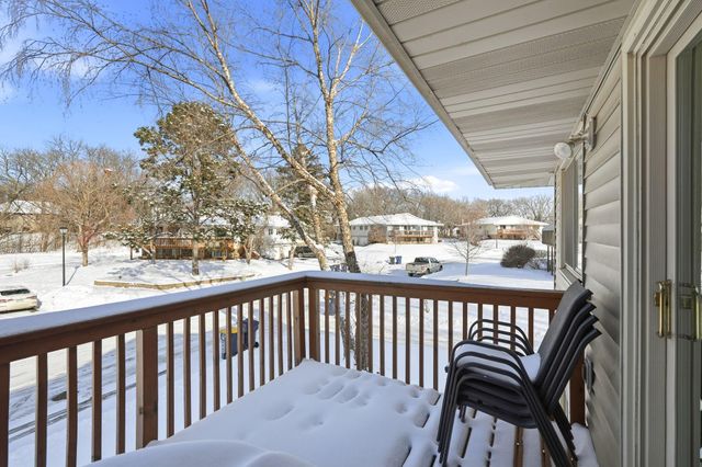 1650 Hickory Hill Drive, Eagan, MN 55122