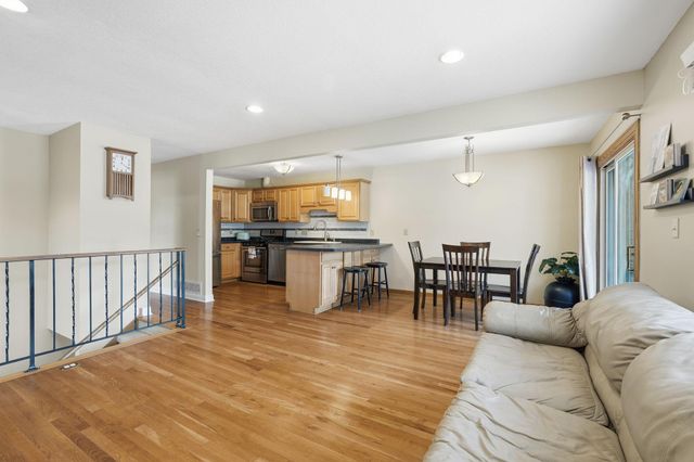 1650 Hickory Hill Drive, Eagan, MN 55122