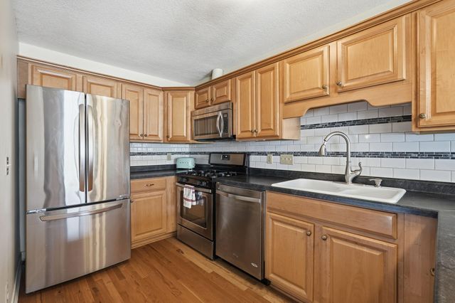 1650 Hickory Hill Drive, Eagan, MN 55122