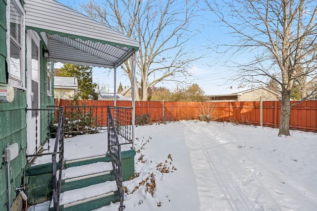 1105 S Jefferson Street, Bay City, MI 48708