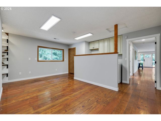 17280 S EADEN Rd, Oregon City, OR 97045