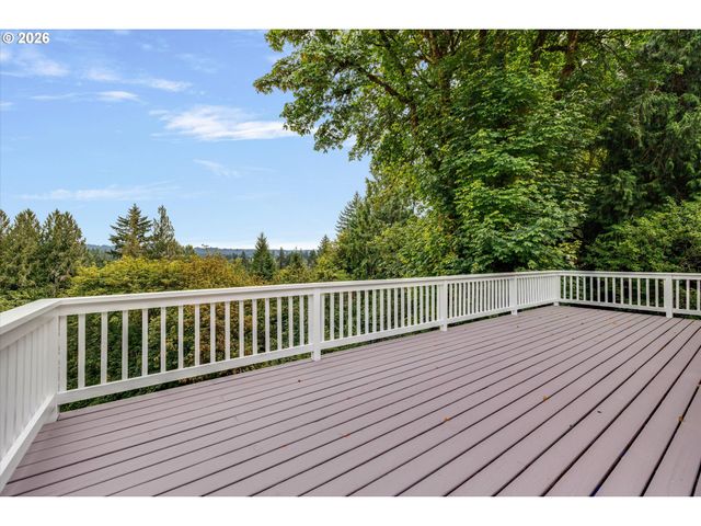 17280 S EADEN Rd, Oregon City, OR 97045