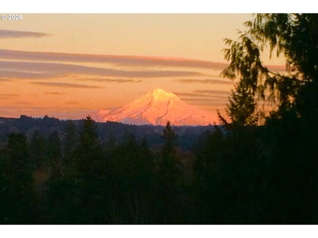 17280 S EADEN Rd, Oregon City, OR 97045