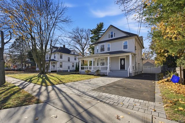 161 Wallace Street, Freeport, NY 11520