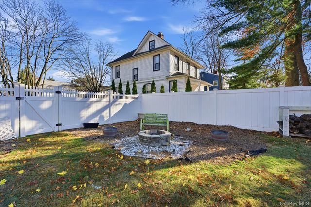 161 Wallace Street, Freeport, NY 11520