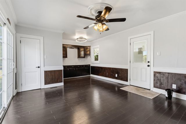 410 Berry Shoals Road, Duncan, SC 29334