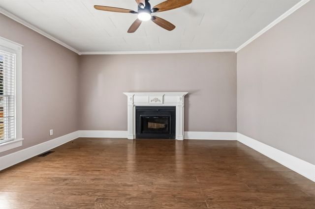 410 Berry Shoals Road, Duncan, SC 29334