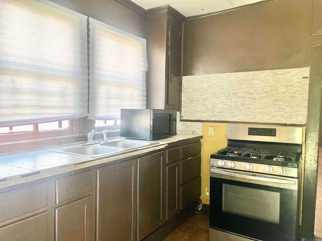249 N 26th St, Baton Rouge, LA 70806