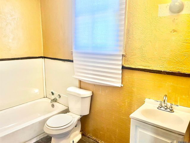249 N 26th St, Baton Rouge, LA 70806