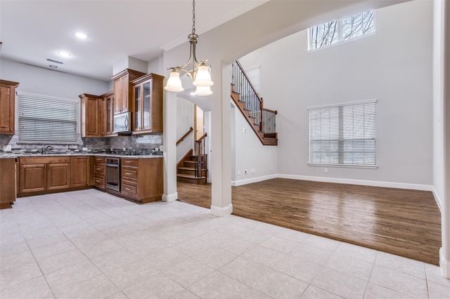 869 Rohan Drive, Richardson, TX 75081