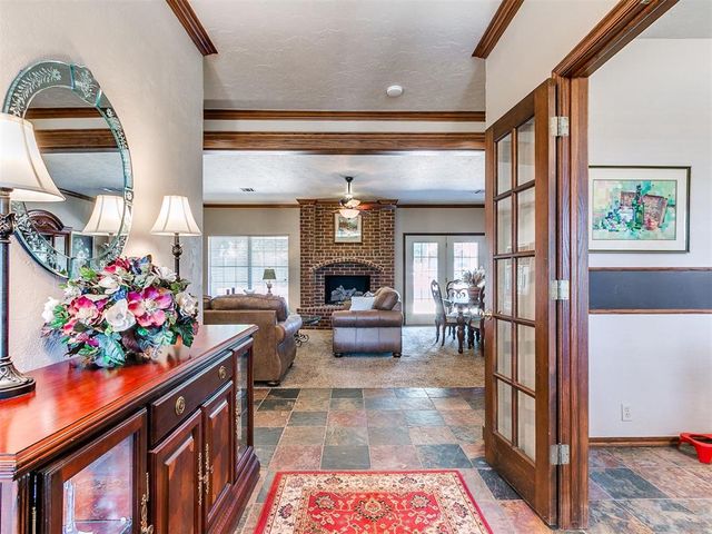 7001 Mid Iron Lane, Edmond, OK 73025