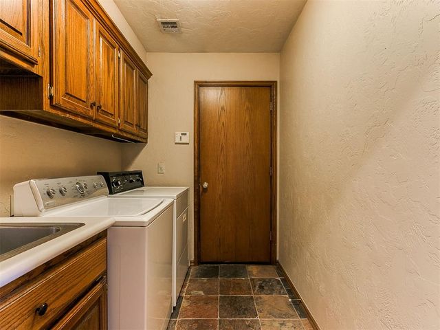 7001 Mid Iron Lane, Edmond, OK 73025