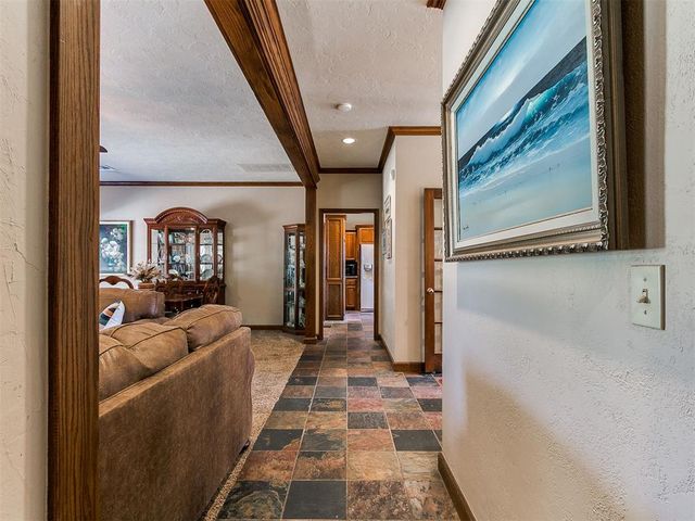 7001 Mid Iron Lane, Edmond, OK 73025