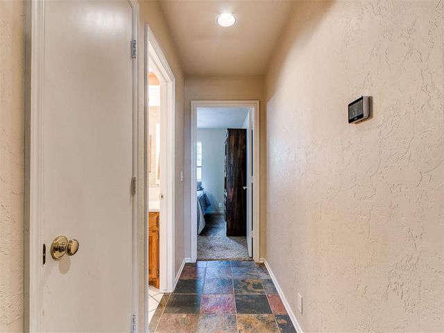 7001 Mid Iron Lane, Edmond, OK 73025