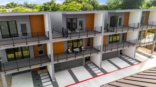 4022 Valley View RD 1B, Austin, TX 78704