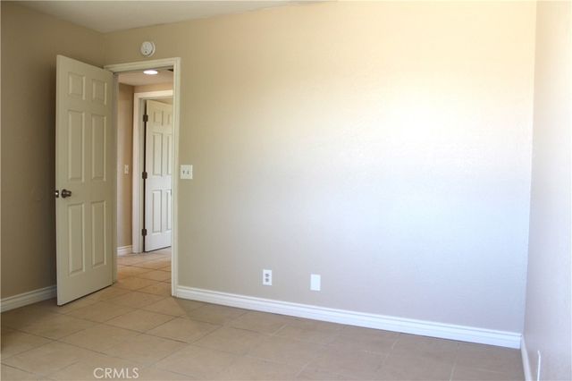 13933 Quinnault Road, Apple Valley, CA 92307