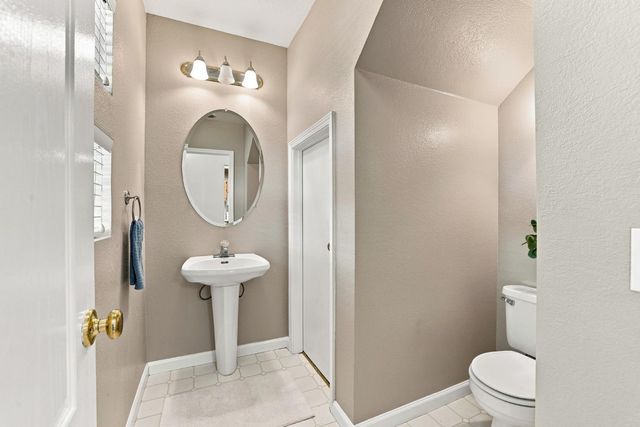 644 Chorley Ct, Folsom, CA 95630