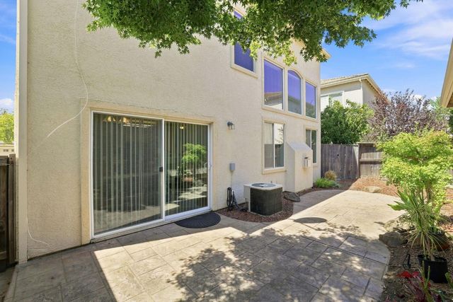 644 Chorley Ct, Folsom, CA 95630