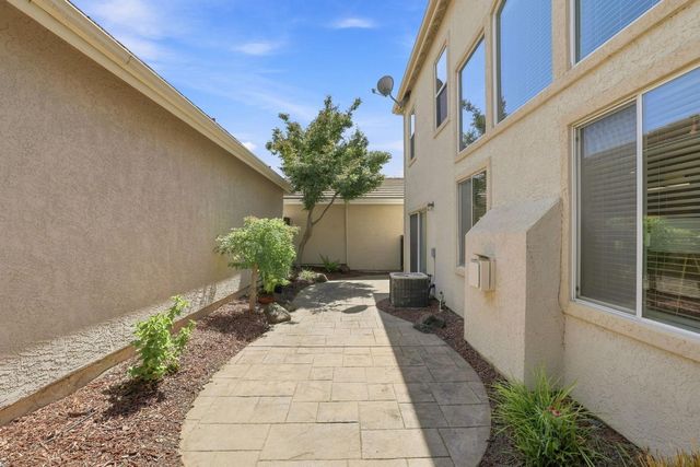 644 Chorley Ct, Folsom, CA 95630
