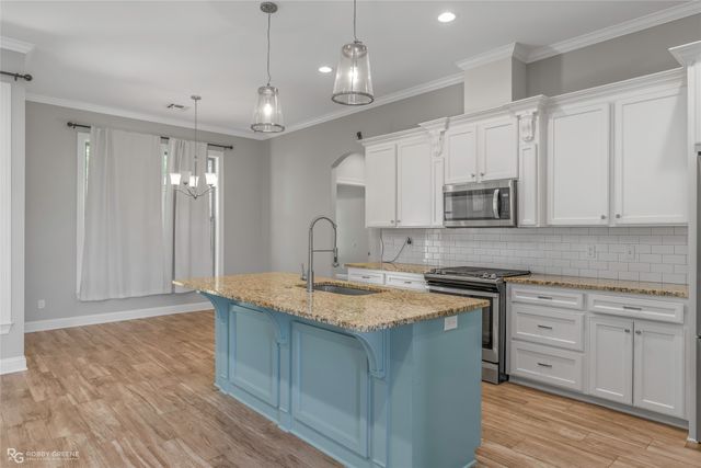 352 Wood Springs, Haughton, LA 71037