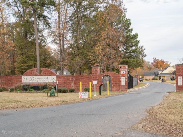 352 Wood Springs, Haughton, LA 71037