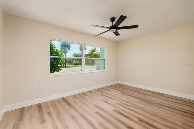 10 164TH AVENUE 1, Redington Beach, FL 33708