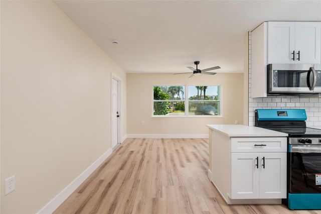 10 164TH AVENUE 1, Redington Beach, FL 33708