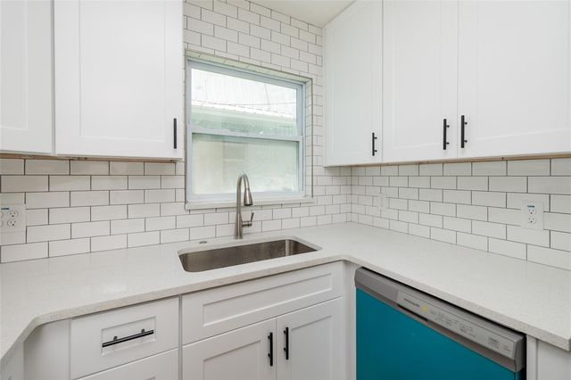 10 164TH AVENUE 1, Redington Beach, FL 33708