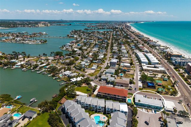 10 164TH AVENUE 1, Redington Beach, FL 33708