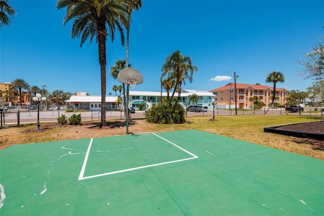 10 164TH AVENUE 1, Redington Beach, FL 33708