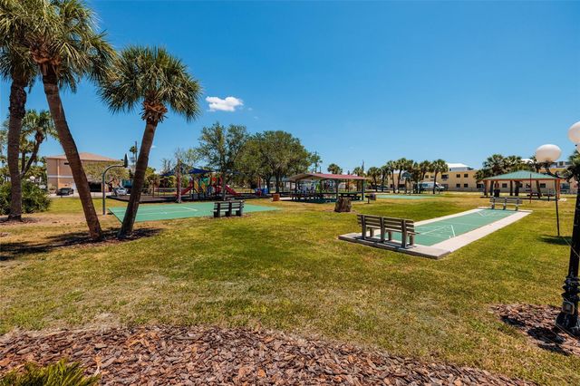 10 164TH AVENUE 1, Redington Beach, FL 33708