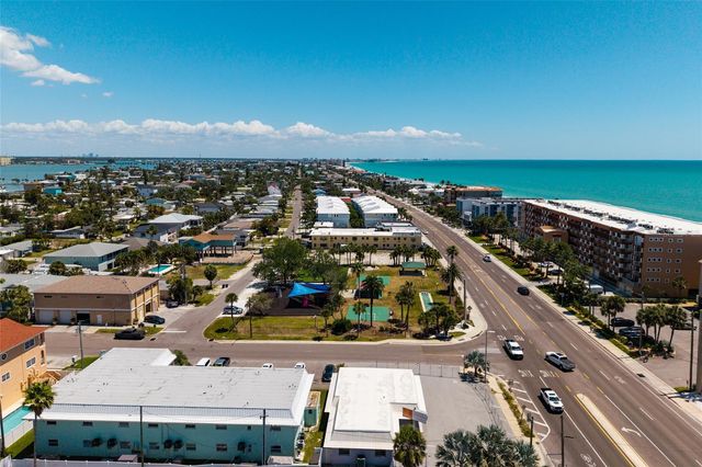 10 164TH AVENUE 1, Redington Beach, FL 33708