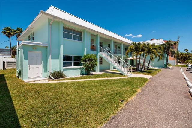10 164TH AVENUE 1, Redington Beach, FL 33708