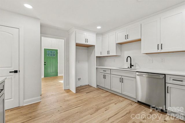 9606 Fairway Ridge Road, Charlotte, NC 28277