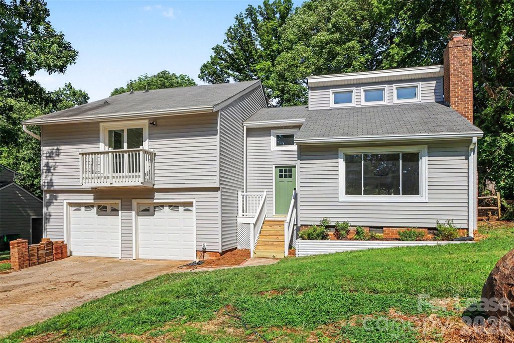9606 Fairway Ridge Road, Charlotte, NC 28277