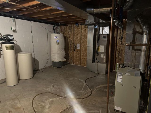 429 ELIZABETH STREET, Wausaukee, WI 54177