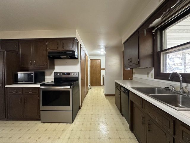 429 ELIZABETH STREET, Wausaukee, WI 54177