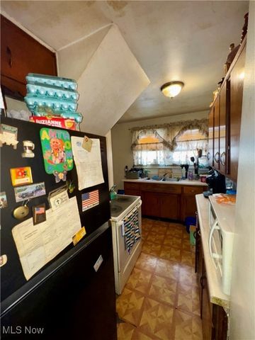 1140 Lindbergh Avenue, Zanesville, OH 43701