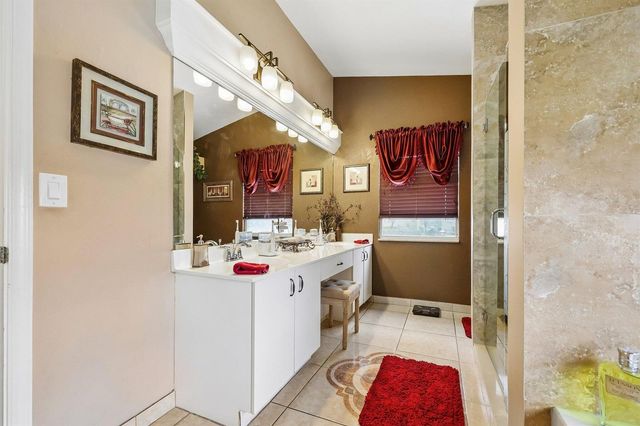 6205 Lansdowne Circle, Boynton Beach, FL 33472