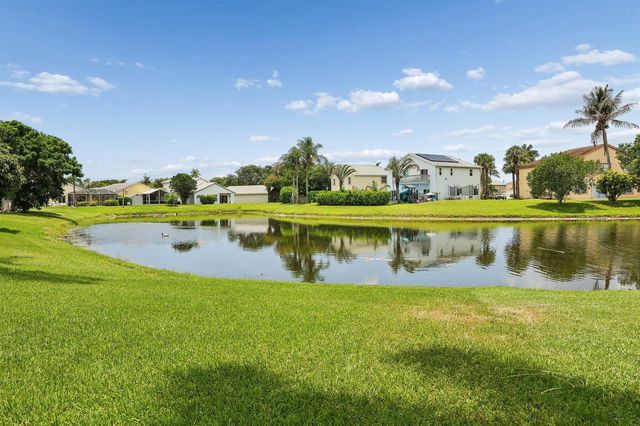 6205 Lansdowne Circle, Boynton Beach, FL 33472
